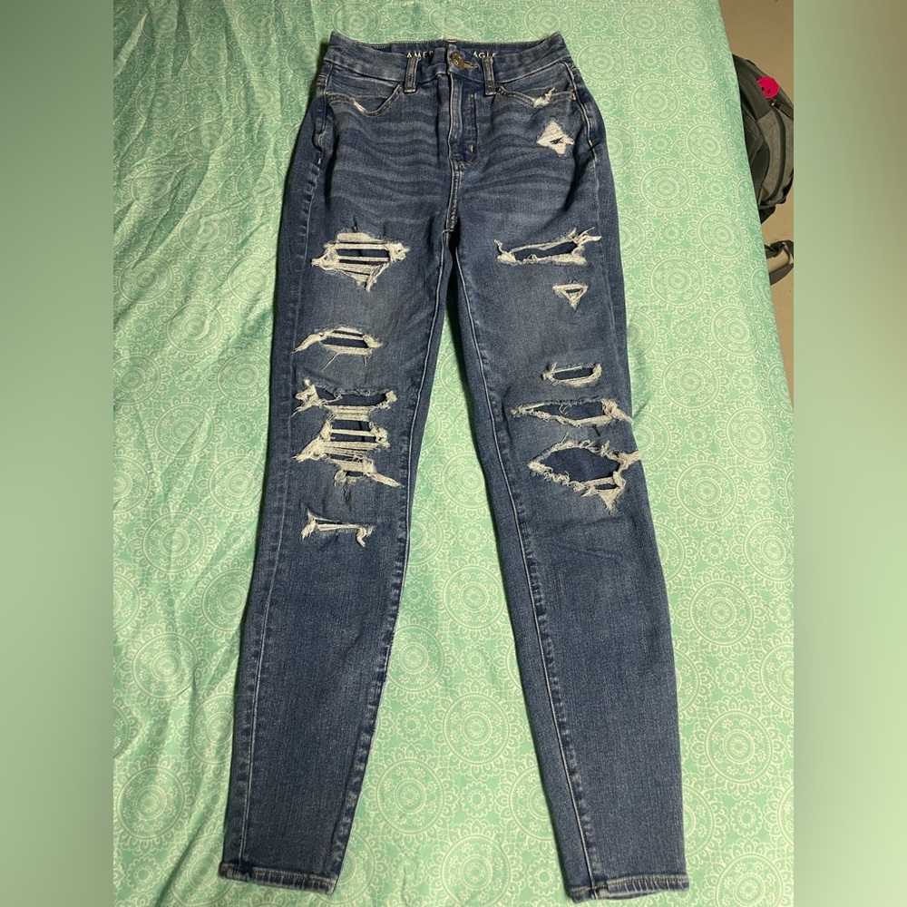 american eagle ripped jeans